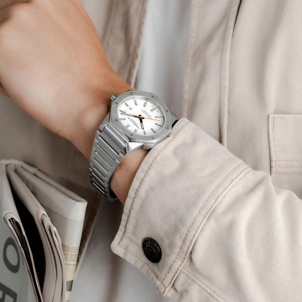 Downtown 3-H Automatic Swiss Made watch with white dial